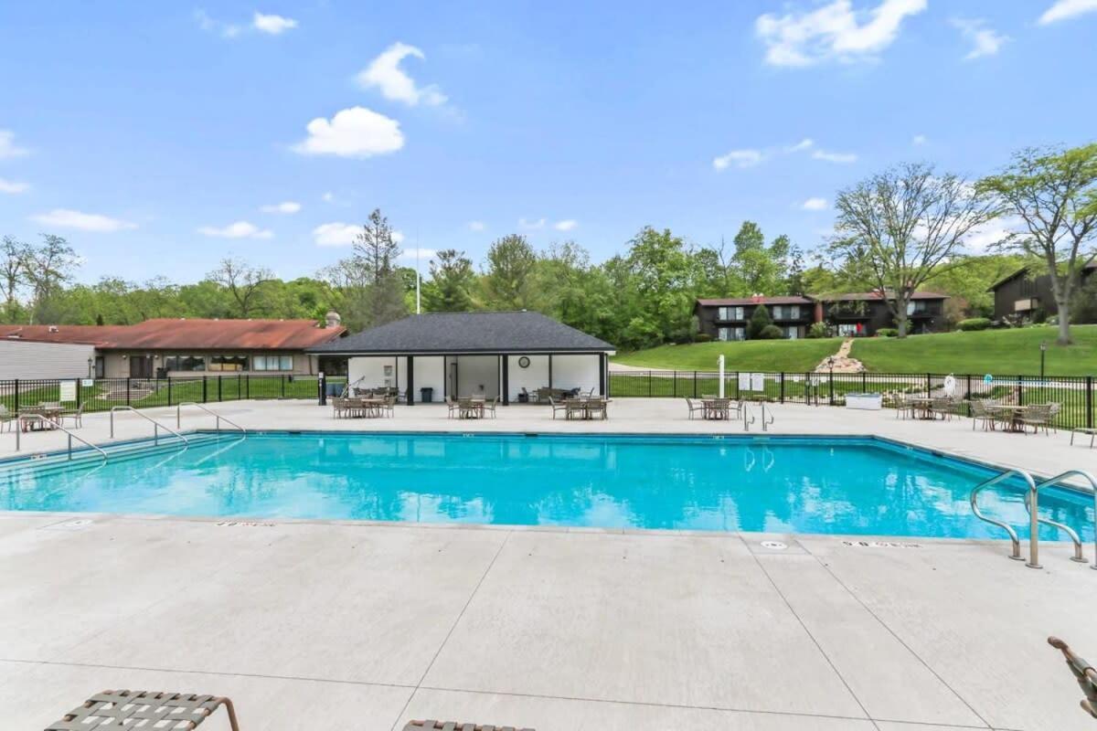 New Lake Como Condo With Lake Views Lake Geneva Esterno foto