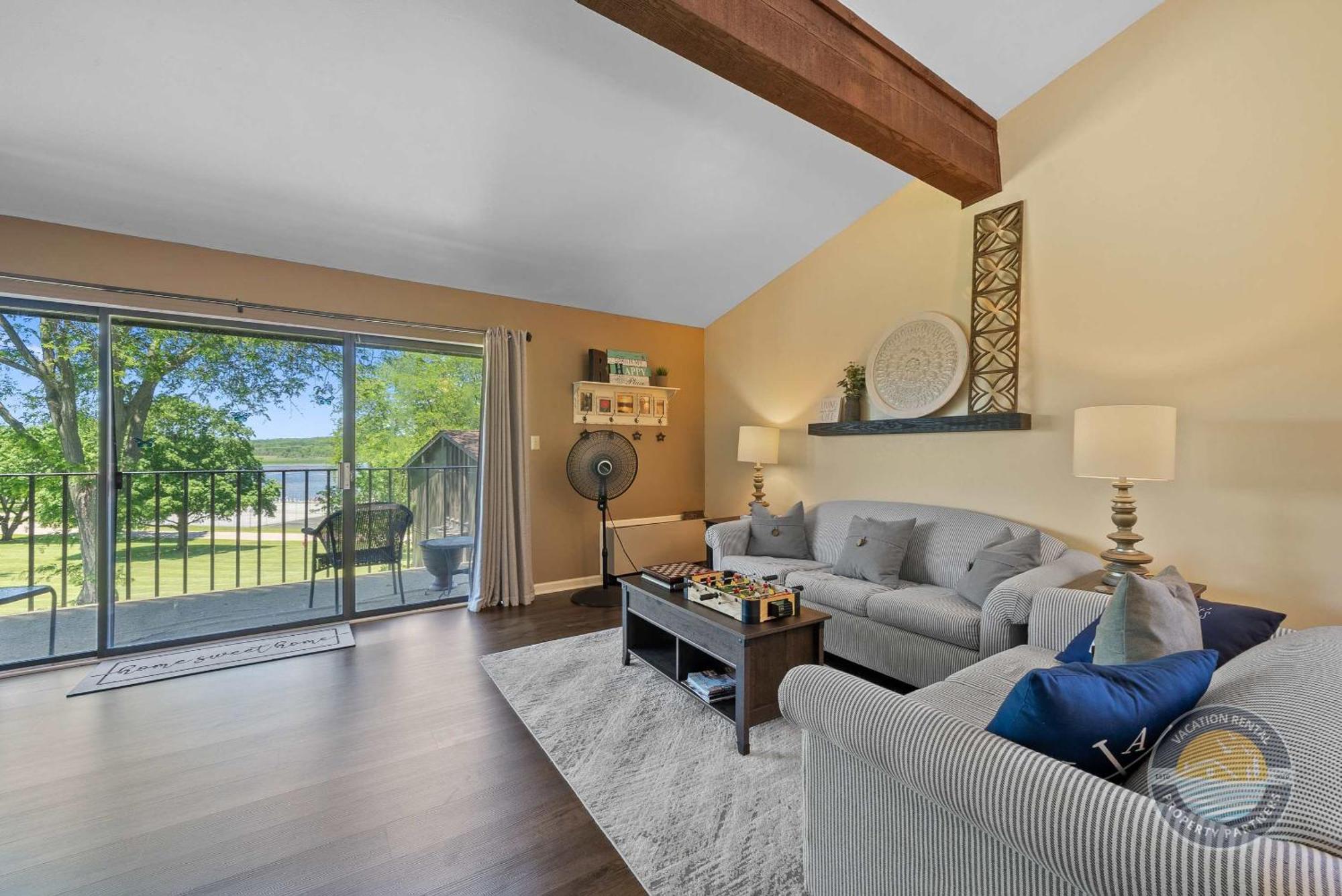 New Lake Como Condo With Lake Views Lake Geneva Esterno foto