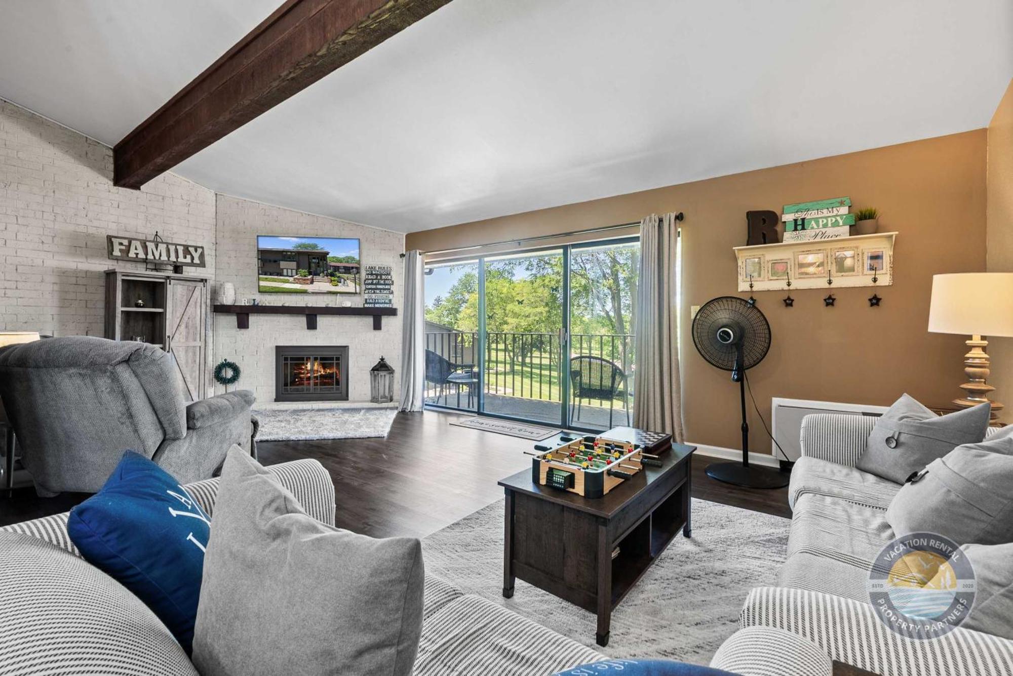 New Lake Como Condo With Lake Views Lake Geneva Esterno foto